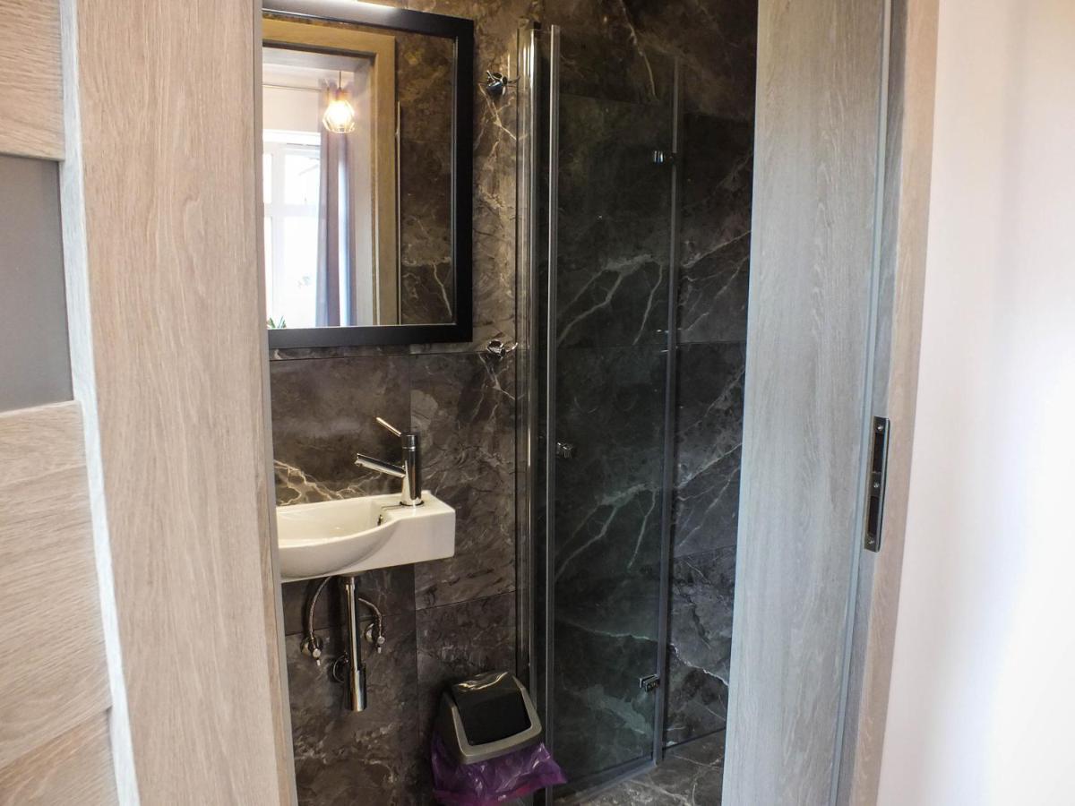 Apartament Plac Piastowski 1 يلينيا غورا المظهر الخارجي الصورة